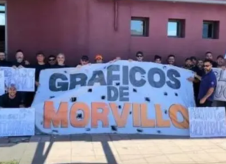 Trabajadores de la planta gráfica Morvillo de Avellaneda permanecen en la planta ante anuncio de cierre