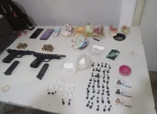 Lanús: dan con tres narcodealers armados y con cocaína fraccionada lista para la venta
