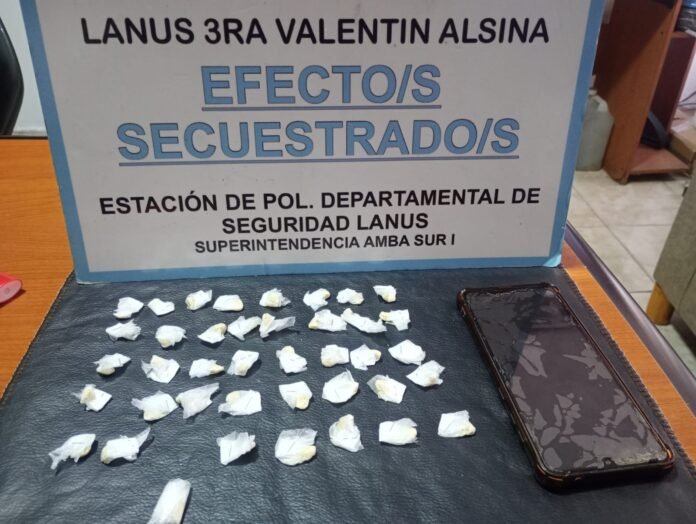 Lanus-tenencia-estupefacientes-25-marzo-25-2