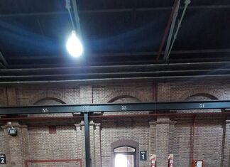 Siluetazo en la UNLa: gran iniciativa de la juventud anticapitalista del ¡Ya Basta! y del Nuevo MAS