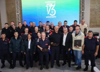 Avellaneda celebró su 173º aniversario distinguiendo a vecinos y vecinas