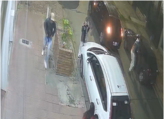 Asalto a una mujer y a su hija frente a un club de Taekwondo en San Francisco Solano