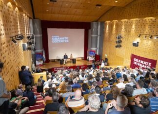 Más de 250 docentes de la UNLa se reunieron con el rector Daniel Bozzani durante un encuentro en defensa de la universidad pública