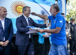 A 43 años de Malvinas, pueblo y gobierno de Brown brindaron un emotivo homenaje a los ex combatientes