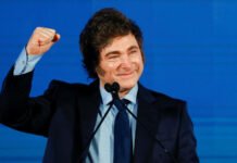 El Gobierno avanza en la «refuncionalización del Estado» con una serie de decretos