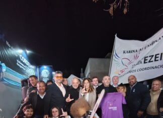 En Ezeiza: con fuerte presencia militante y dirigencial, La Libertad Avanza inauguró un nuevo espacio