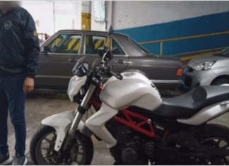 Allanamientos en CABA, Mar del Plata, Laferrere y Dock Sud: desbaratan banda de motochorros de salideras bancarias