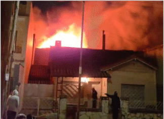 Incendio en San Justo: una fábrica se prendió fuego, bomberos combatieron las llamas y evacuaron vecinos