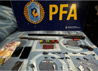 Golpe al narcomenudeo en González Catán: operativo federal con drogas, armas y un detenido