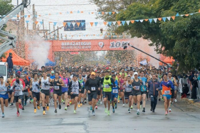 MILES DE ATLETAS SE SUMARON A LA GRAN FIESTA DEL DEPORTE DE BERAZATEGUI_6