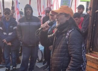 Sebastián Rodríguez de la planta grafica «Morvillo» de Avellaneda: “Nos dejaron a 300 familias en la calle con un mensaje de WhatsApp”