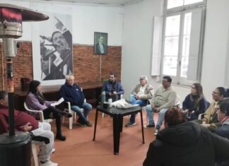 UCR de Lomas de Zamora: Un partido, dos posturas