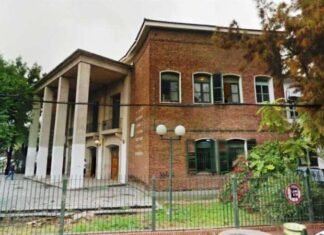 «Va a correr sangre»: estudiantes del ISFD 41 de Adrogué denunciaron amenazas anónimas tras una vigilia política