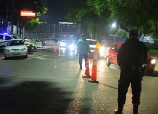 La Bonaerense junto con personal de Tránsito y de la Guardia Urbana local, realizaron operativo de seguridad en Monte Grande