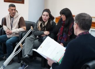 Fernando Gray recibió a las autoridades de la Asociación de Escuelas de Hockey de Esteban Echeverría