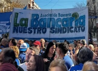 La Bancaria logra actualización salarial: el sueldo inicial supera los $1.8 millones