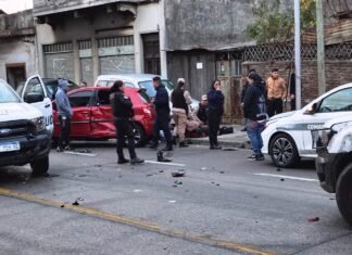Tres menores detenidos tras una persecución en Avellaneda: el auto había sido robado