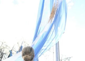 Echeverría: Fernando Gray encabezó el acto por el Día de la Independencia