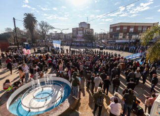 Almirante Brown celebró el Día de la Independencia con una gran fiesta popular en Longchamps