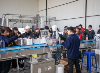 Inauguración de nueva planta de Cervecería Hudson en el Parque Industrial