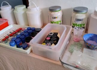 Breaking «Sarandí» Bad: cierran un laboratorio clandestino en Avellaneda que producía 14 mil pastillas de éxtasis