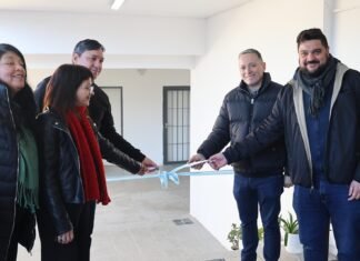 Fernando Gray inauguró las obras en la Escuela Secundaria N°22