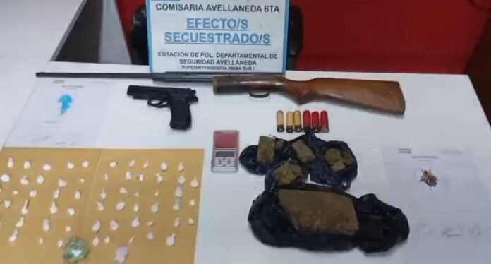 Avellaneda-detenido-por-venta-droga-13-agosto-25-3