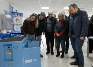 Suman equipamiento y herramientas para los estudiantes del Club de Robótica de la UNAB