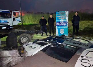 La policía desbarató un desarmadero de autos y detuvo a dos personas en Don Orione