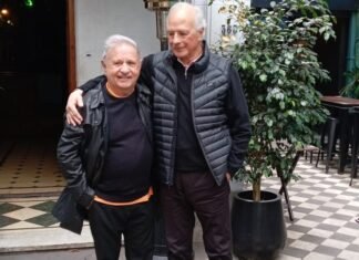 Sugestivo encuentro entre el expresidente Eduardo Duhalde y Enrique Coti Nosiglia en Lomas de Zamora