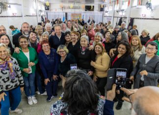 Cascallares compartió una jornada recreativa junto a un centenar de jubilados de Almirante Brown