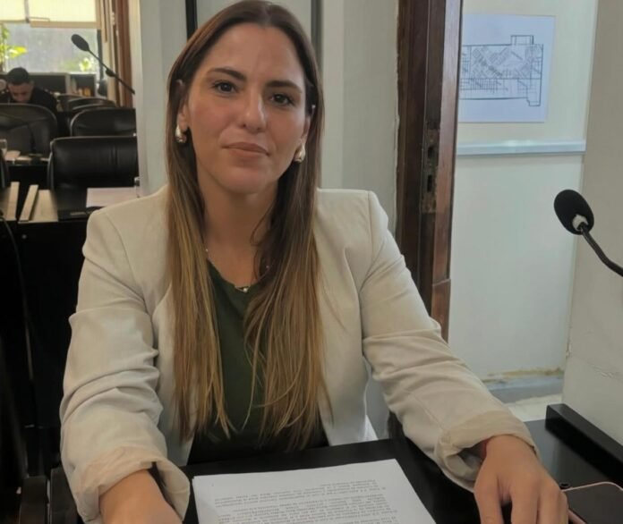 leticia1
