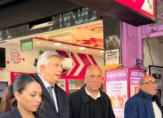 Mauricio D’Alessandro y los candidatos de Nuevos Aires recorrieron el centro de Lomas de Zamora