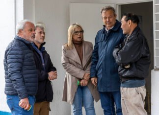 Cascallares y Paula Eichel recorrieron la escuela agraria más importante de la región