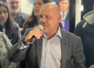 Curestis responsabiliza a Kicillof y Alonso por el triple crimen: “La provincia es un baño de sangre todos los días”