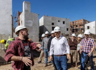 Cascallares recorrió las obras del nuevo barrio de viviendas en Don Orione