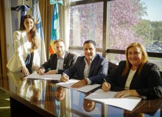 Federico Otermín, Diego Molea y Fernanda Vázquez anunciaron el Consejo de Seguridad y Justicia de Lomas junto a la UNLZ