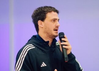 Chipi Montaña categórico: “Espert se tiene que correr, dar un paso al costado”