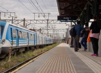 Después de 10 años se habilitó la plataforma 1 de Kosteki y Santillán: de esta forma, la estación tiene todos sus andenes adaptados