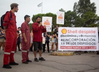 Otro revés judicial para Shell: ordenan reinstalar a trabajador despedido de la planta de Dock Sud por defender el ambiente y los derechos laborales