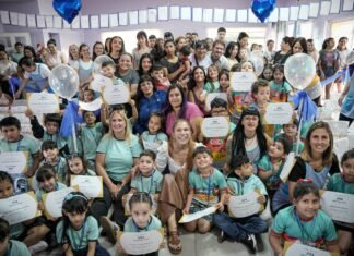 Avellaneda homenajea a los egresados y egresadas de sus Jardines de Infantes de Municipales
