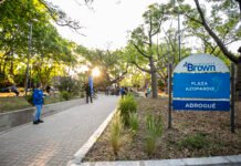 Cascallares recorrió la renovada Plaza Azopardo que sumó nuevo equipamiento