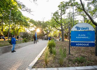 Cascallares recorrió la renovada Plaza Azopardo que sumó nuevo equipamiento