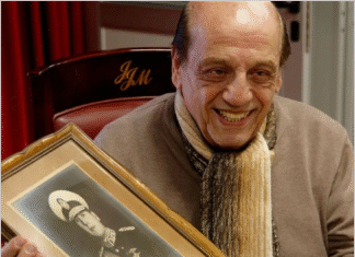 Los restos de Juan José Mussi serán velados mañana martes en el Centro De Vicenzo