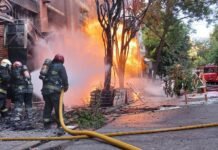 Espectacular incendio en Caballito: rotura de caño de gas por obras de Edesur deja un herido grave