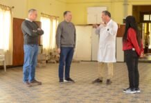 Fernando Gray supervisó las obras en las escuelas primaria N°1 de Monte Grande