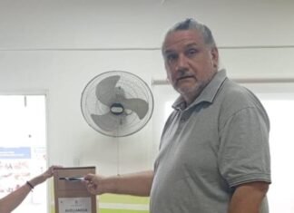 ¿»Caza de Brujas» en la Muni de Lanús? Dirigente axelista denuncia que Julián Álvarez «broquela» a La Cámpora y despide a simpatizantes de Kicillof