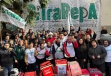Repartidores por aplicación se movilizan contra la reforma laboral
