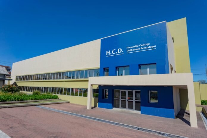 Avanzan las acciones judiciales contra Edesur y el ENRE en Berazategui