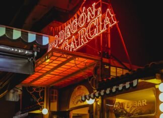 Del «Barrio» a la Alta Cocina: La metamorfosis de los polos gastronómicos en Zona Sur